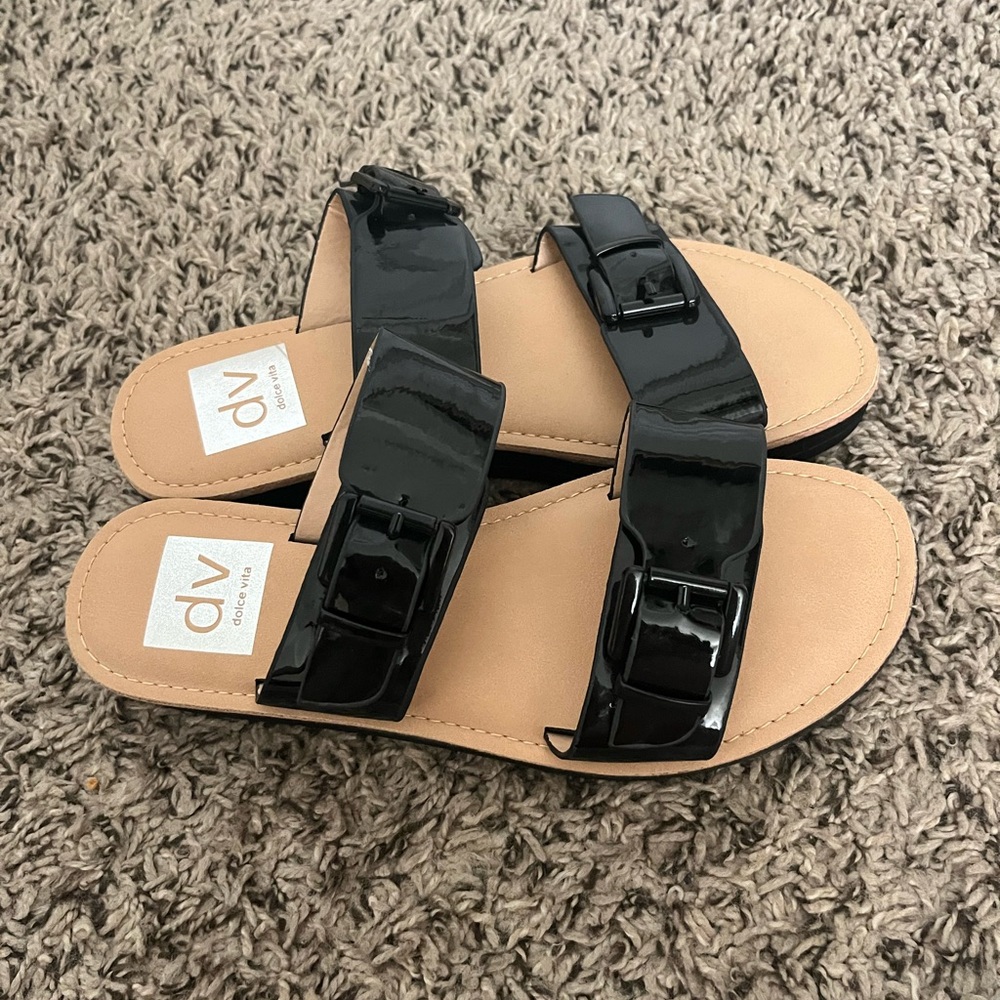 Dolce vita sandals